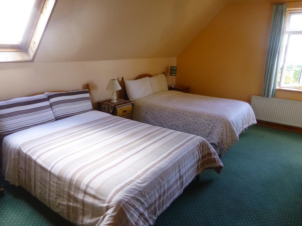 Ferryview B&B V23 X577 カアーサイビーン 部屋 写真