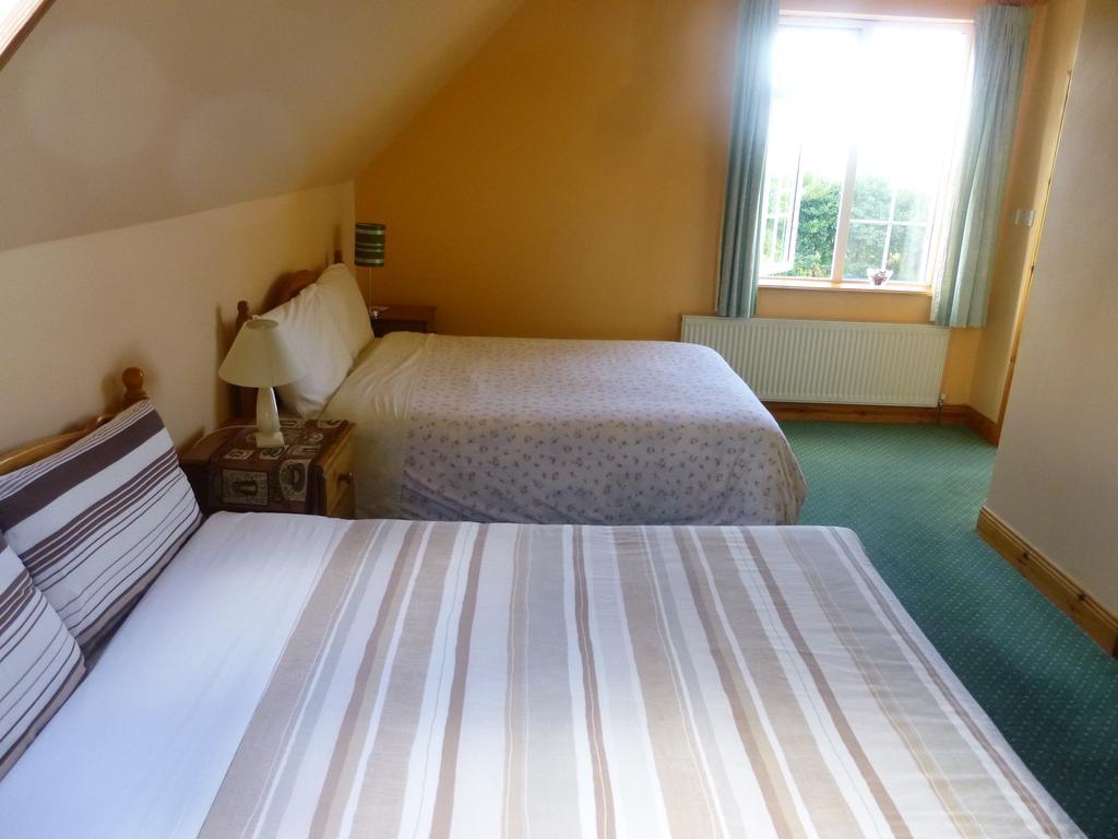 Ferryview B&B V23 X577 カアーサイビーン 部屋 写真